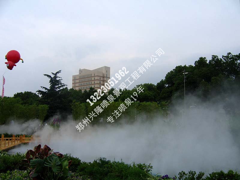 冷雾喷泉之石人山景区造雾雾实景