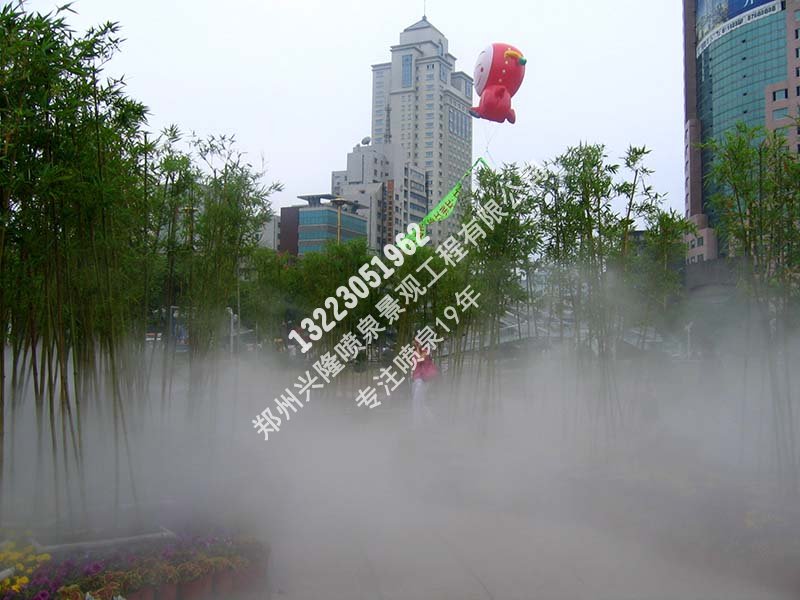 公司承建的冷雾喷泉之长治长新广场造雾实景